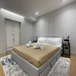 公寓 Spacious Renovated 2br Townhouse Cavour 41, Historic Centre *