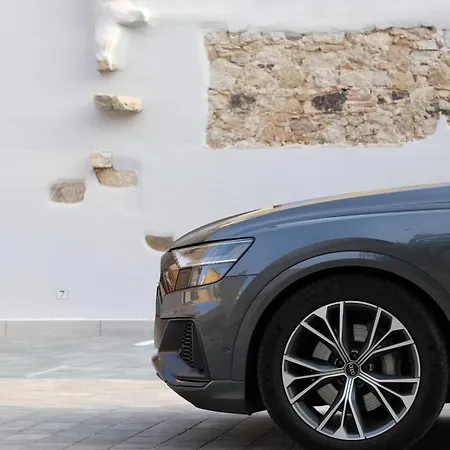 アパート Fully Renovated 2br Spacious & Stylish Town House - Premium Location *